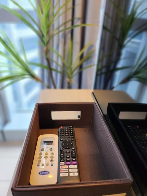 Luxestaysmnl Coastal Chic Netflx 380Mbps Pool Bgc Manila Esterno foto