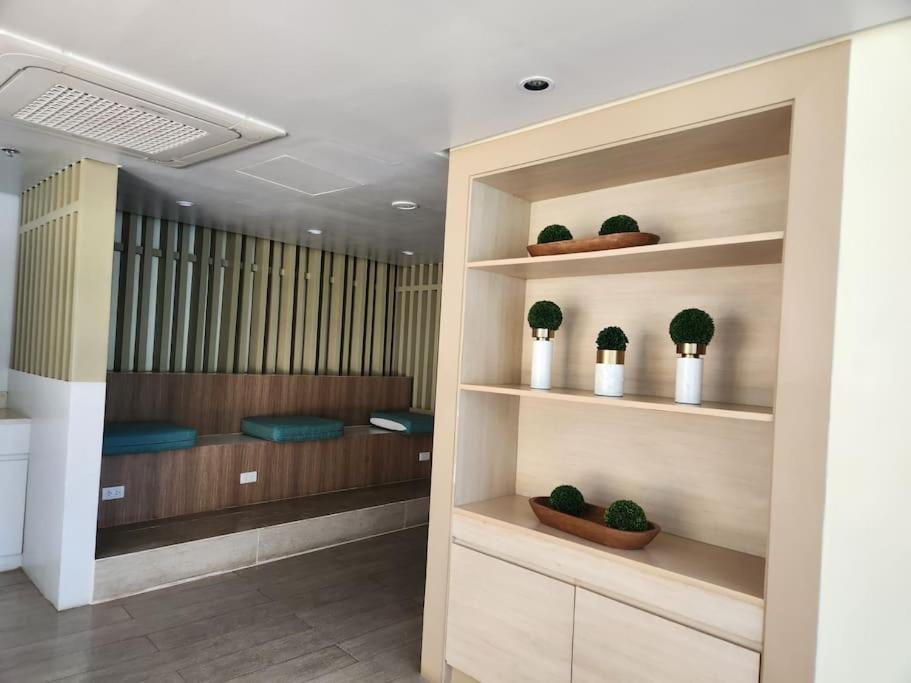 Luxestaysmnl Coastal Chic Netflx 380Mbps Pool Bgc Manila Esterno foto